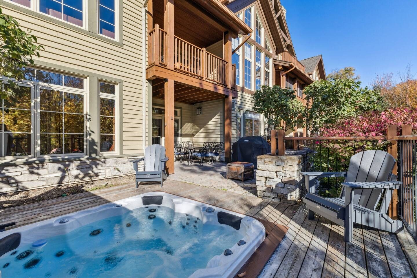 Private hot tub